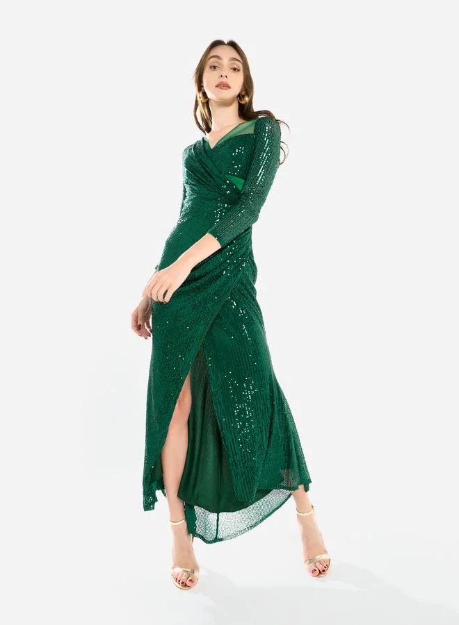 هاوس اوف مودا فستان طويل بفتحة وتصميم ملفوف مزين بالترتر